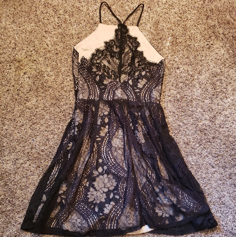 Francesca's XS black nude lace dress - Picture 3 of 6